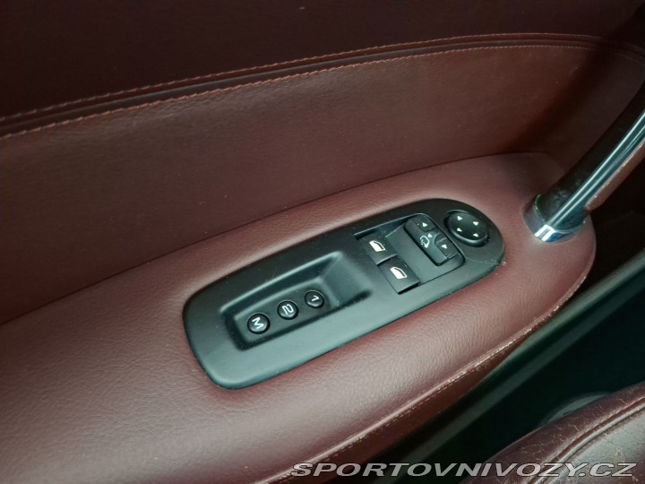Peugeot 407 Coupé 2.7 HDI 2006