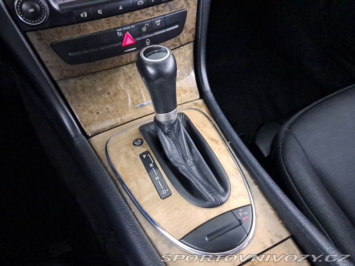 Mercedes-Benz E Avantgarde E 320 CDI 2006
