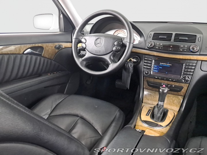 Mercedes-Benz E Avantgarde E 320 CDI 2006