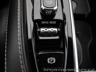 Volvo Ostatní modely XC90 2.0 B6 220kW R-Design CZ 2020