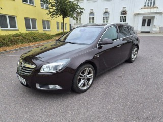 Opel  Insignia 2,0   CDTi manuál