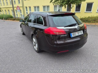 Opel Ostatní modely Insignia 2,0 CDTi manuál 1800