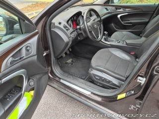 Opel Ostatní modely Insignia 2,0 CDTi manuál 1800
