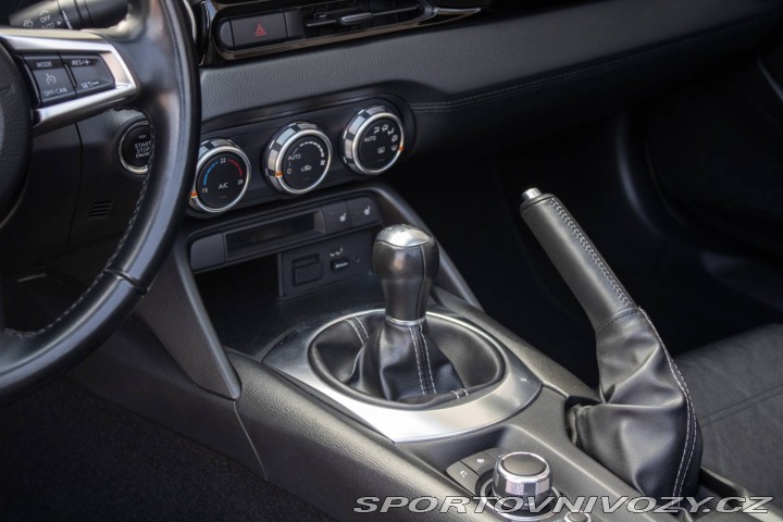 Fiat 124 Spider 1.4 Turbo MultiAir / 103 2016