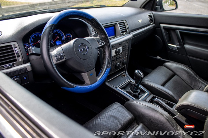 Opel Ostatní modely Vectra  C OPC 2.8 V6 Turbo 206 k 2007