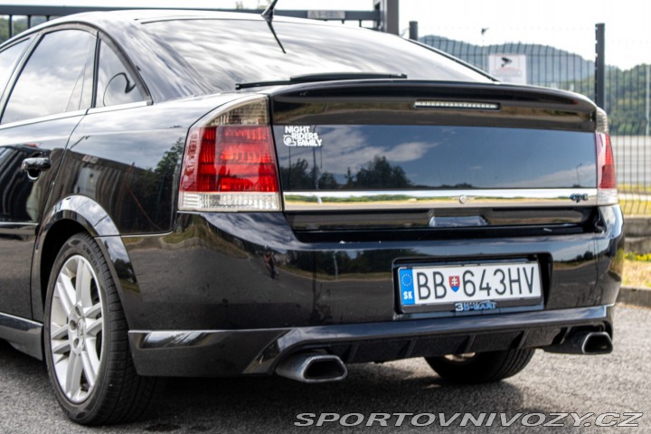 Opel Ostatní modely Vectra  C OPC 2.8 V6 Turbo 206 k 2007