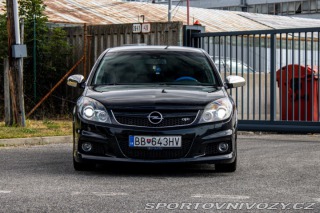 Opel Ostatní modely Vectra C OPC 2.8 V6 Turbo 206 k 2007