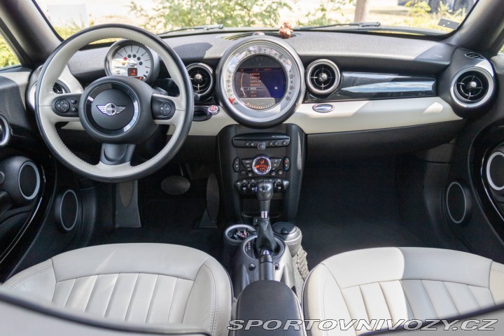 Mini Cooper Coupe Automat 90kW / Aj 2013
