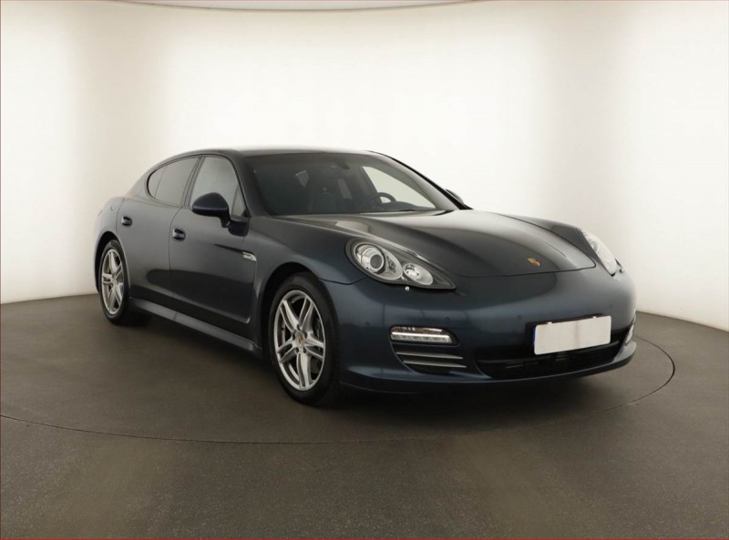 Porsche Panamera V6