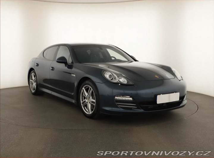 Porsche Panamera V6 2011