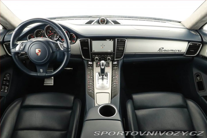 Porsche Panamera V6 2011
