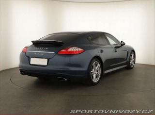 Porsche Panamera V6 2011