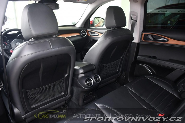 Alfa Romeo Stelvio 2.0 Q4 VELOCE 2017