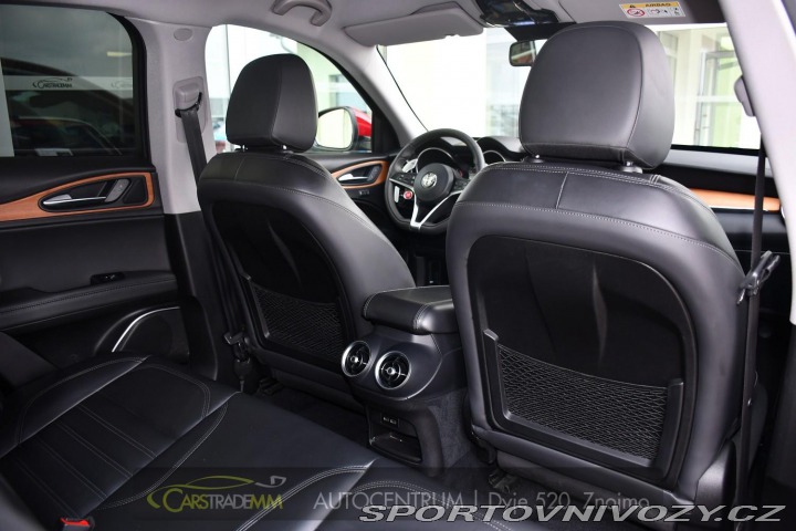Alfa Romeo Stelvio 2.0 Q4 VELOCE 2017