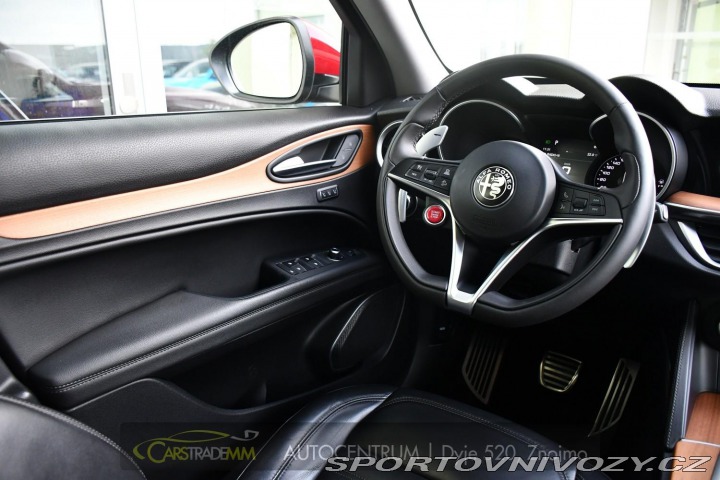 Alfa Romeo Stelvio 2.0 Q4 VELOCE 2017