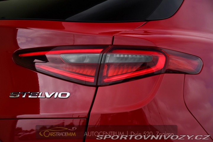 Alfa Romeo Stelvio 2.0 Q4 VELOCE 2017