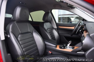 Alfa Romeo Stelvio 2.0 Q4 VELOCE 2017