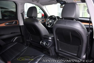Alfa Romeo Stelvio 2.0 Q4 VELOCE 2017