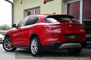 Alfa Romeo Stelvio 2.0 Q4 VELOCE 2017
