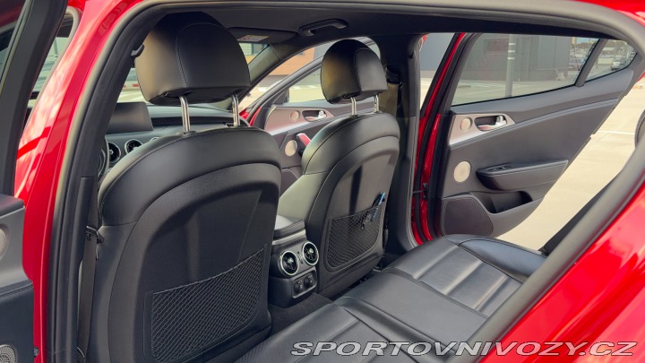 Kia Stinger GT 3.3 T-GDi 8AT 2019