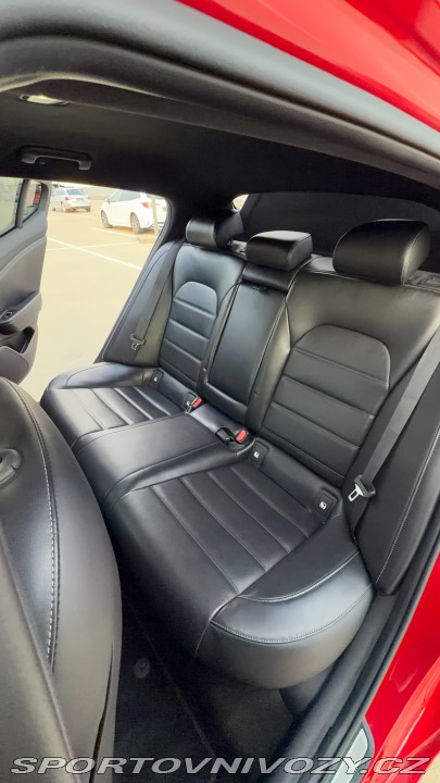 Kia Stinger GT 3.3 T-GDi 8AT 2019