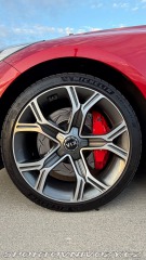 Kia Stinger GT 3.3 T-GDi 8AT 2019