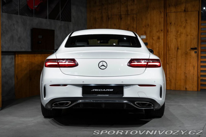 Mercedes-Benz E 2017