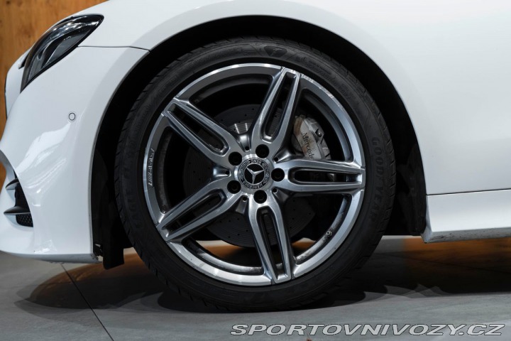 Mercedes-Benz E 2017