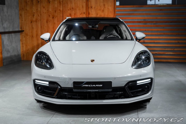 Porsche Panamera Turbo S E-hybrid 2018