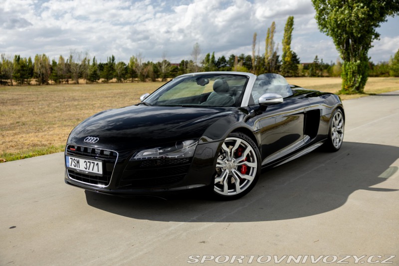 Audi R8 Audi R8 Spyder 5.2 FSI V1