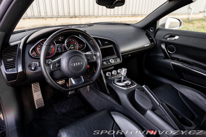 Audi R8 Audi R8 Spyder 5.2 FSI V1 2011
