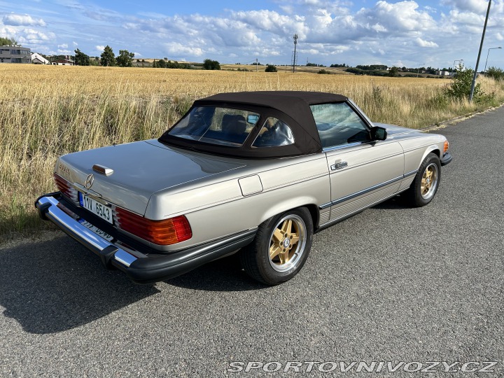 Mercedes-Benz SL 560 1987