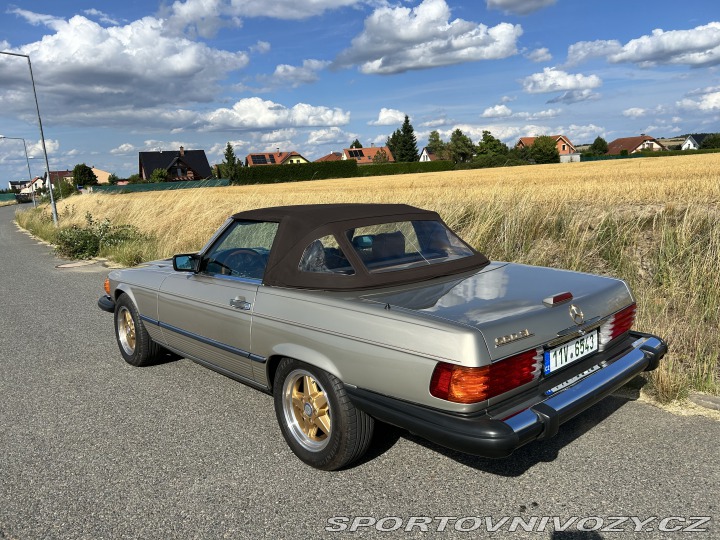 Mercedes-Benz SL 560 1987