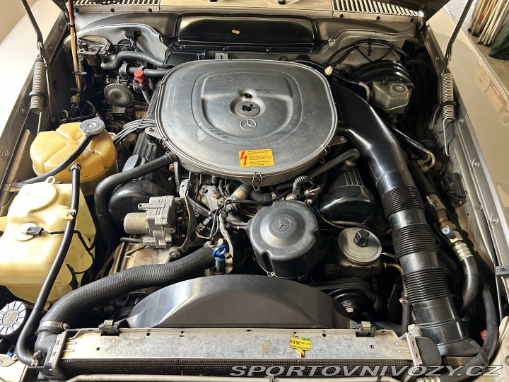 Mercedes-Benz SL 560 1987