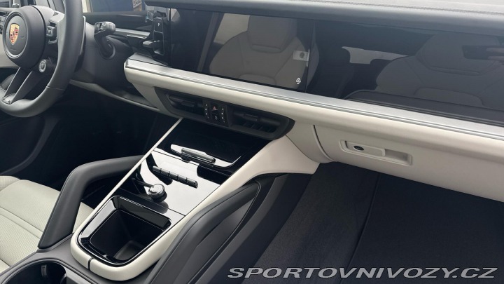 Porsche Cayenne E-Hybrid 2026