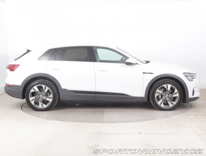 Audi Ostatní modely e-tron e-tron 50 quattro 2020