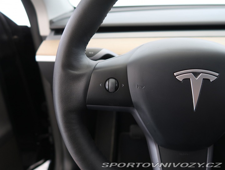 Tesla Model Y Long Range AWD 79kWh 2023
