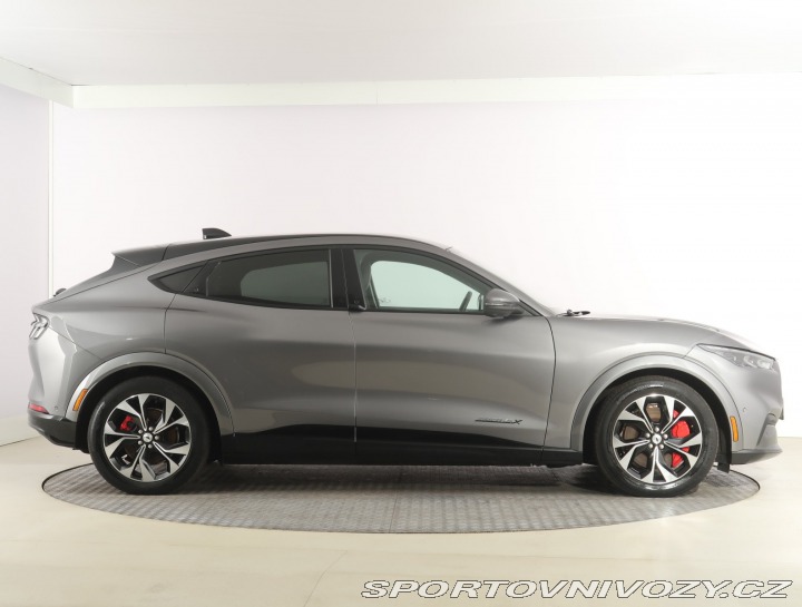 Ford Mustang Mach-E Extended Range AW 2021