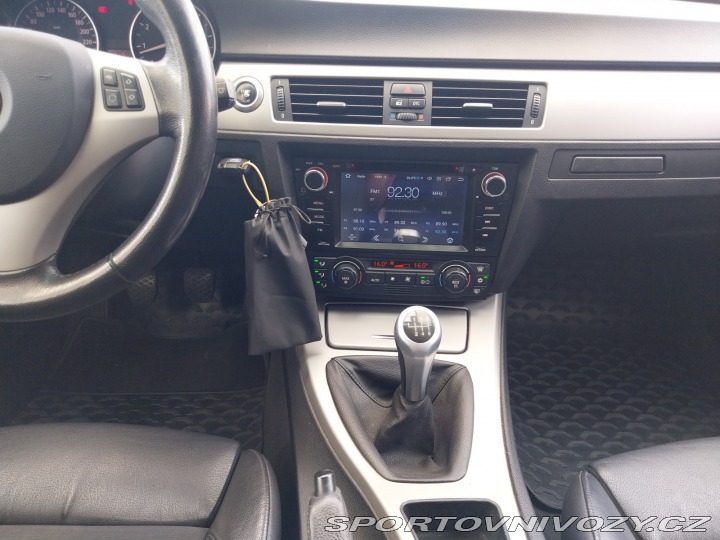BMW 3 325 i 2005