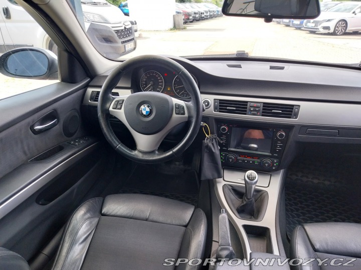 BMW 3 325 i 2005