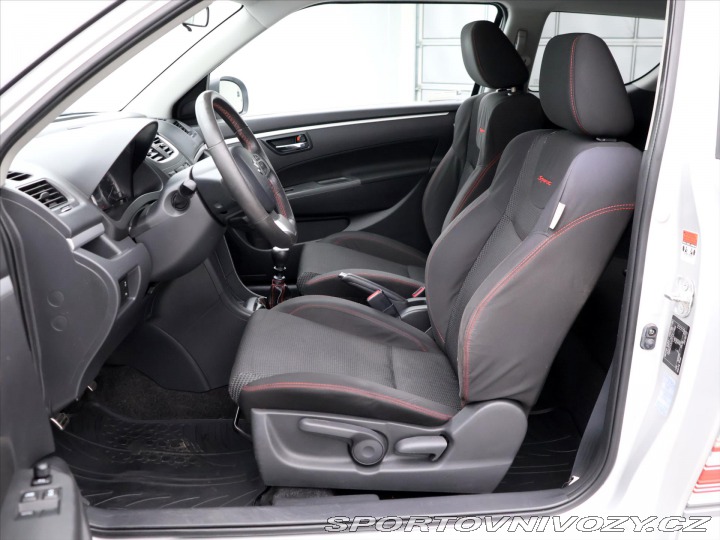 Suzuki Swift Sport 1,6 VVT 100kW Sport CZ 2012