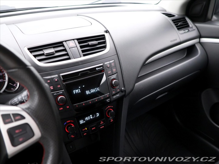 Suzuki Swift Sport 1,6 VVT 100kW Sport CZ 2012