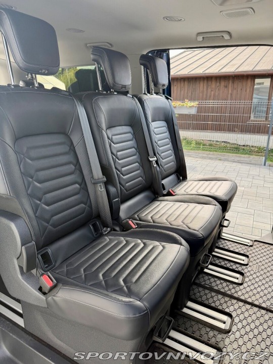 Ford Ostatní modely Tourneo 2,0 EcoBlue Titanium, 1 2024