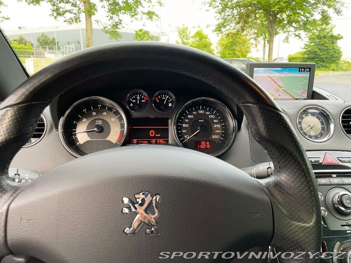 Peugeot RCZ 1,6 200 THP • 2011 • ma 2010