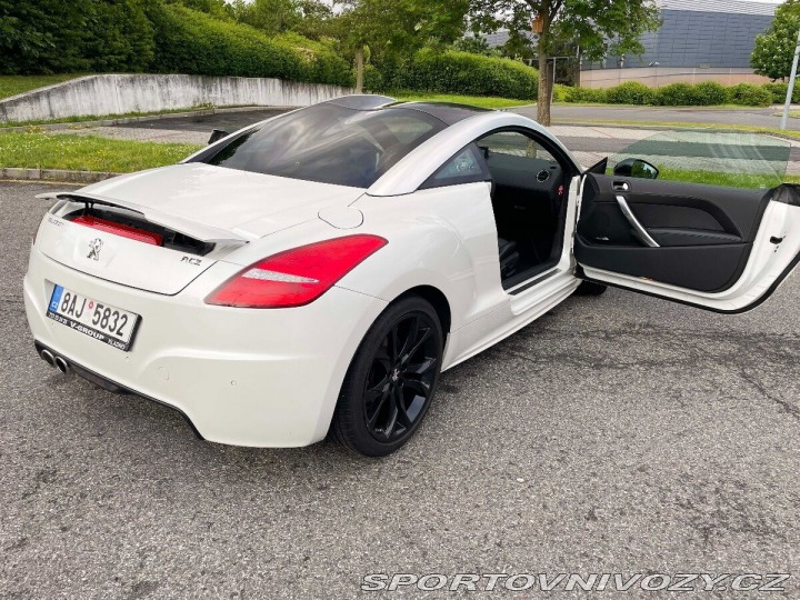 Peugeot RCZ 1,6 200 THP • 2011 • ma 2010