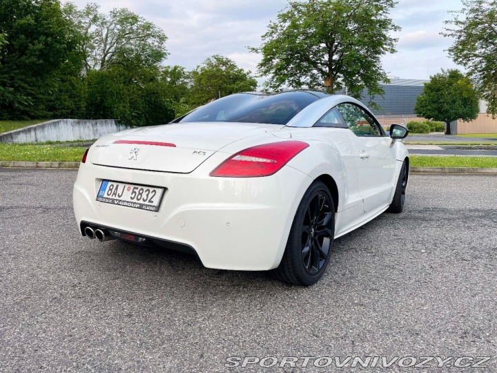 Peugeot RCZ 1,6 200 THP • 2011 • ma 2010