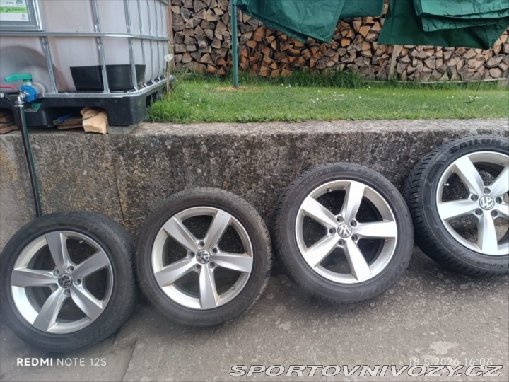 Volkswagen Ostatní modely Sharan 2,0 TDi DSG HIGHLINE 2012