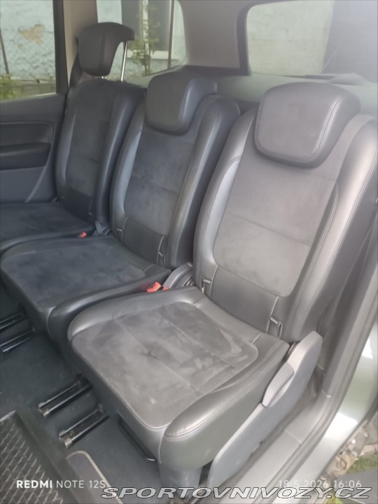 Volkswagen Ostatní modely Sharan 2,0 TDi DSG HIGHLINE 2012