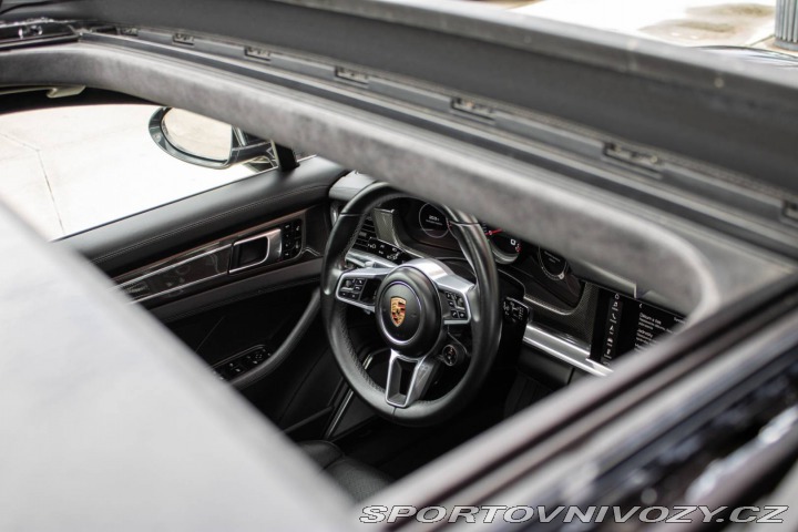 Porsche Panamera Turbo 4x4 / 404kW / A8 / 2017