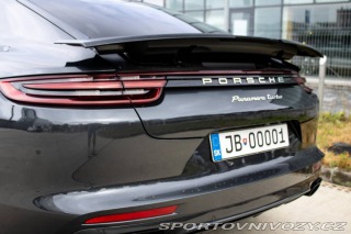 Porsche Panamera Turbo 4x4 / 404kW / A8 / 2017
